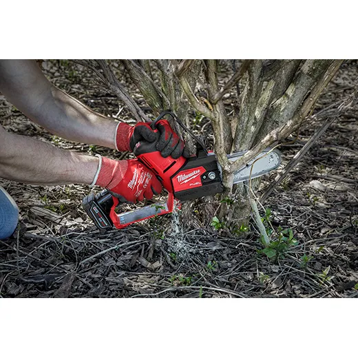 Milwaukee 2527-20 M12 FUEL HATCHET 6" Pruning Saw (Tool-Only)