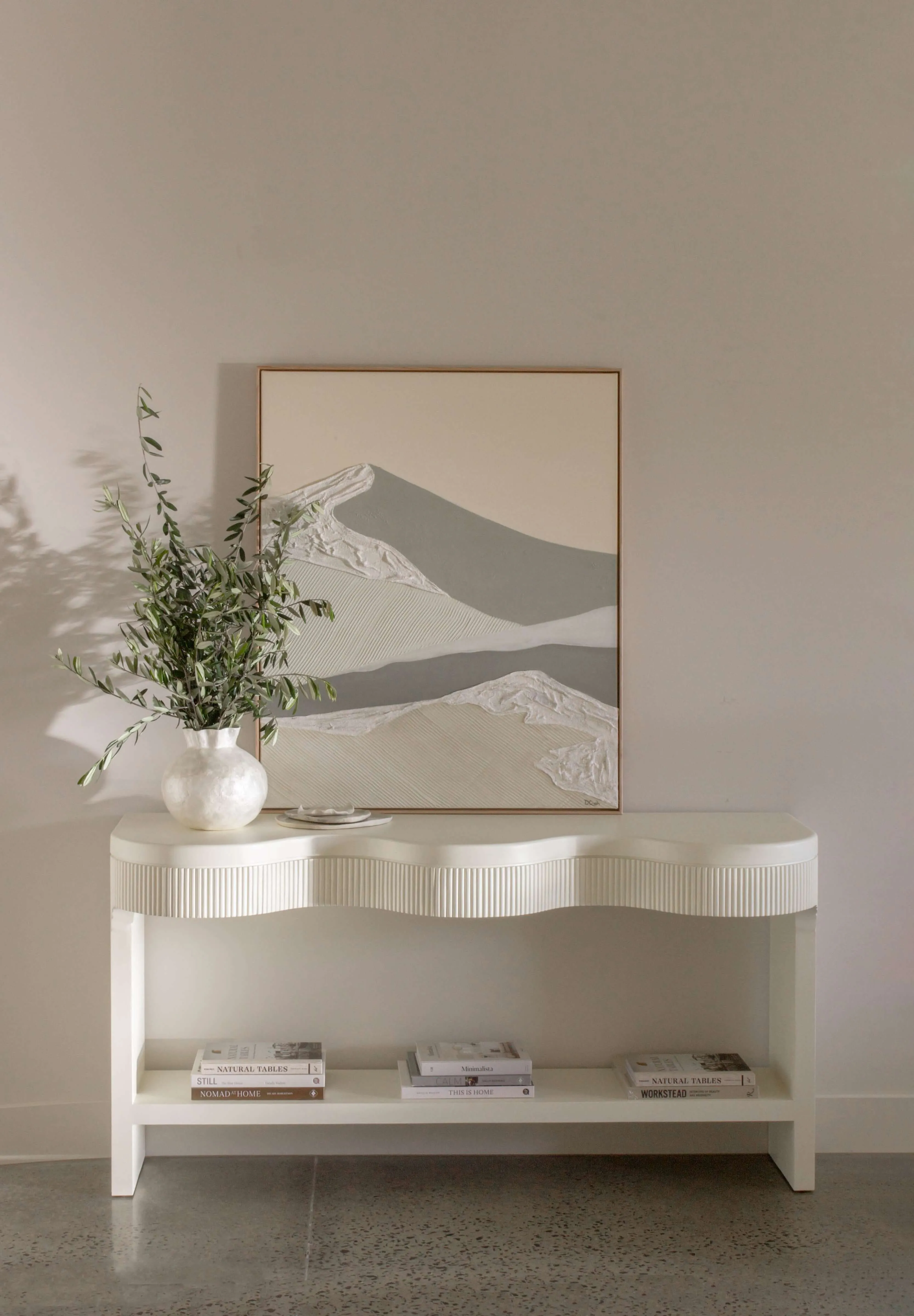 Onda Console Table, Cream